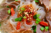 鴨血粉絲湯如何成創(chuàng)業(yè)？創(chuàng)新秘籍+實戰(zhàn)案例全
