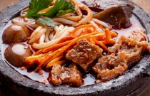 砂鍋土豆粉真能火？創(chuàng)業(yè)者必看！低成本高回報(bào)的爆品秘訣！