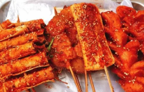 揭秘夜市霸主炸串醬料，怎么調(diào)制成獨(dú)家絕味？創(chuàng)業(yè)必備秘籍！