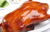 北京烤鴨創(chuàng)業(yè)秘籍：品質(zhì)堅守+創(chuàng)新靈魂，如何玩轉(zhuǎn)傳統(tǒng)美食？
