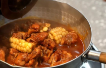 炮崩雞如何成為舌尖傳奇？創(chuàng)業(yè)者美食革新之路！