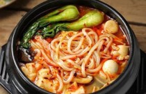 砂鍋米線何以獨領(lǐng)風騷？創(chuàng)業(yè)者的匠心與背后故事！