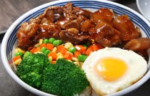 快餐市場(chǎng)同質(zhì)化嚴(yán)重？看創(chuàng)業(yè)者如何突破，讓快餐變生活享受！
