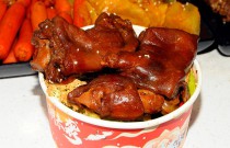 爆品秘制挑戰(zhàn)味蕾！現(xiàn)撈熱鹵創(chuàng)新潮，90后青年如何顛覆傳統(tǒng)美味？