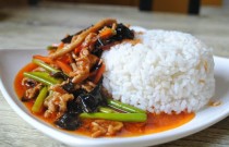 創(chuàng)業(yè)做什么好？學(xué)蓋澆飯，快速開(kāi)店無(wú)壓力！