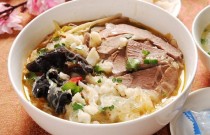想學(xué)正宗的羊肉泡饃怎么做？ 一招教你獨門秘方，市場搶手！ 教你如何輕松創(chuàng)業(yè)翻身賺大錢！