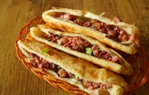 驢肉火燒培訓(xùn)多久能學(xué)會(huì)？資深師傅帶教，輕松開(kāi)店