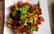 炒雞架攤位創(chuàng)業(yè)，輕松盈利不再是夢，學(xué)會這幾個技巧！