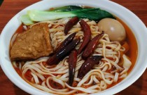 石家莊學(xué)板面哪家好？廚仟藝教你做正宗美味！