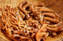 擺夜市小吃賣什么賺錢？低成本高回報(bào)的熱銷項(xiàng)目！