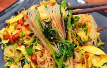 衡水涼拌菜小吃培訓(xùn)班哪家好？學(xué)地道技藝開(kāi)店無(wú)憂