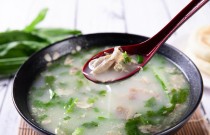 哪有教做羊肉湯的？學(xué)習(xí)正宗羊肉湯技術(shù)，做出美味風(fēng)味