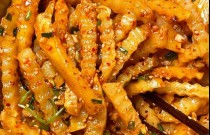 5元一碗狼牙土豆，利潤高到嚇人？3個(gè)創(chuàng)業(yè)高手的賺錢秘訣，揭開秘密！
