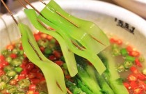 一人一串的缽缽雞？小份剛剛好，味道正當(dāng)紅！