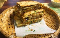 菜煎餅?zāi)睦镒钫?？味道地道嗎，一試就知道?>
                        </a>
                        <div   id=