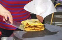 煎餅果子怎么調(diào)面糊？配比才是關(guān)鍵，調(diào)得好生意才能火！