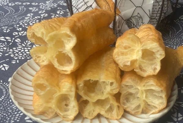 哪里有炸油條培訓班？揭秘最靠譜的學習渠道！
