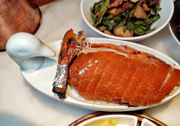 想開烤鴨店，一年能賺多少？真實(shí)數(shù)據(jù)讓你心里有數(shù)！
