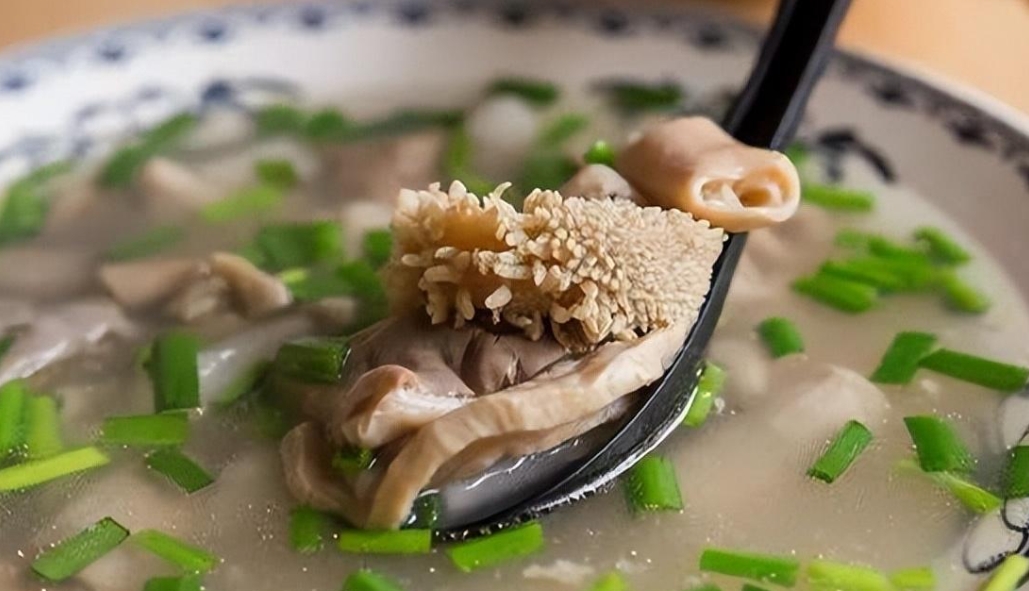 學(xué)做牛雜粉絲湯，掌握這幾個(gè)關(guān)鍵，開(kāi)店也能賺錢(qián)！