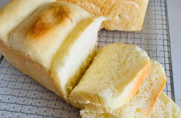 學(xué)會(huì)這幾招，吐司做法輕松掌握，滿足各類食客！