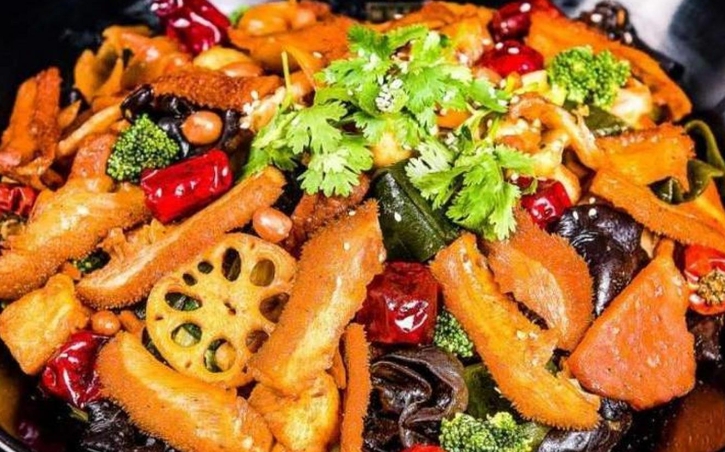 麻辣香鍋培訓(xùn)哪家正宗？學(xué)會這些技巧，獨(dú)具匠心！
