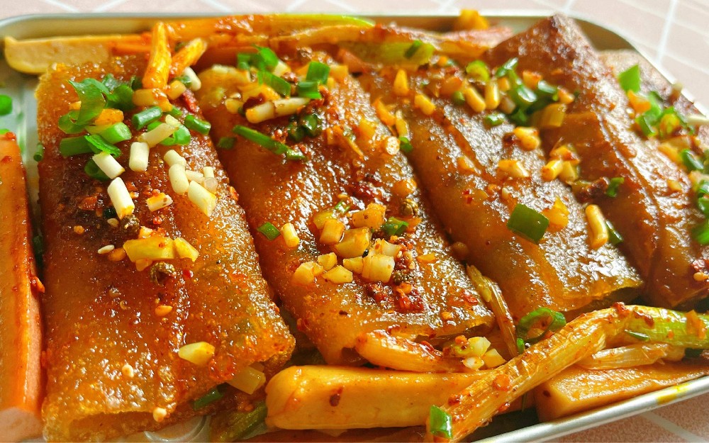 想學(xué)正宗烤苕皮？找到靠譜的技術(shù)培訓(xùn)，創(chuàng)業(yè)更輕松