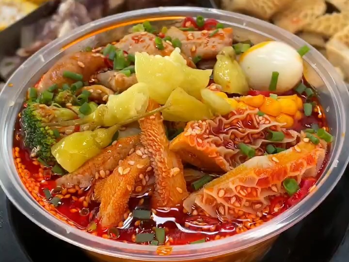 港式噴泉牛雜去哪里學(xué)？廚仟藝專業(yè)培訓(xùn)助你掌握正宗技藝！