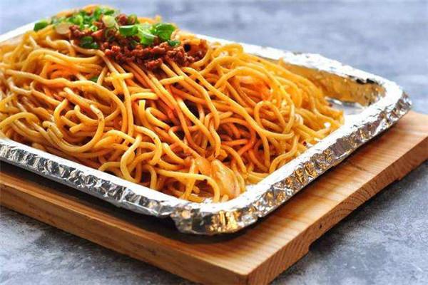 想學(xué)包燒米線？手把手教學(xué)，學(xué)會獨(dú)特技藝快速上手