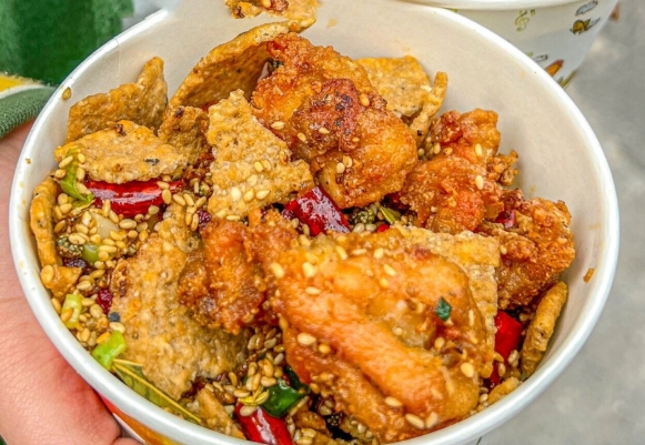 想學(xué)蟹黃鍋巴雞？學(xué)費(fèi)透明，學(xué)習(xí)正宗配方