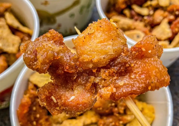 想學(xué)蟹黃鍋巴雞？學(xué)費(fèi)透明，學(xué)習(xí)正宗配方