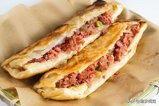 驢肉火燒培訓(xùn)哪里有？從選材到烹飪，廚仟藝助您掌握正宗保定風(fēng)味！