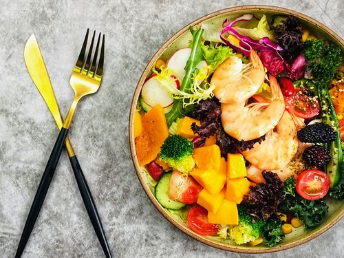 北京輕食培訓學校推薦：從選材到制作，掌握輕食核心技術(shù)，開啟健康美食創(chuàng)業(yè)之路！