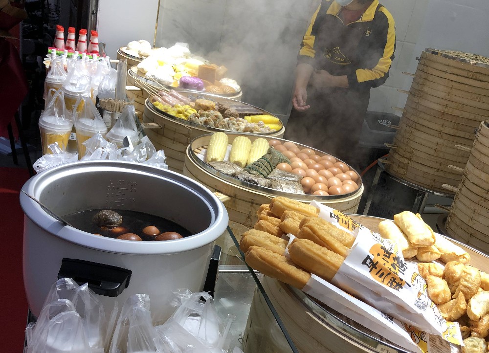 在縣城開早餐店要多少錢？2025年開店成本大揭秘，成功創(chuàng)業(yè)的關(guān)鍵！