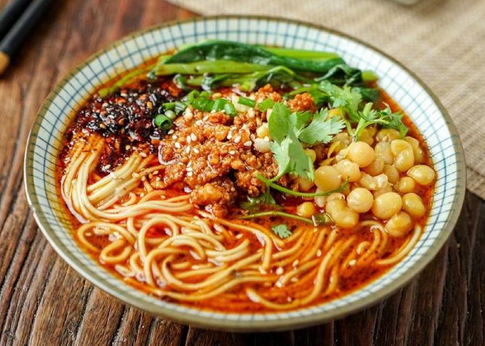 重慶小面學(xué)費(fèi)3800，3天學(xué)會(huì)，7天開店，靠譜嗎？