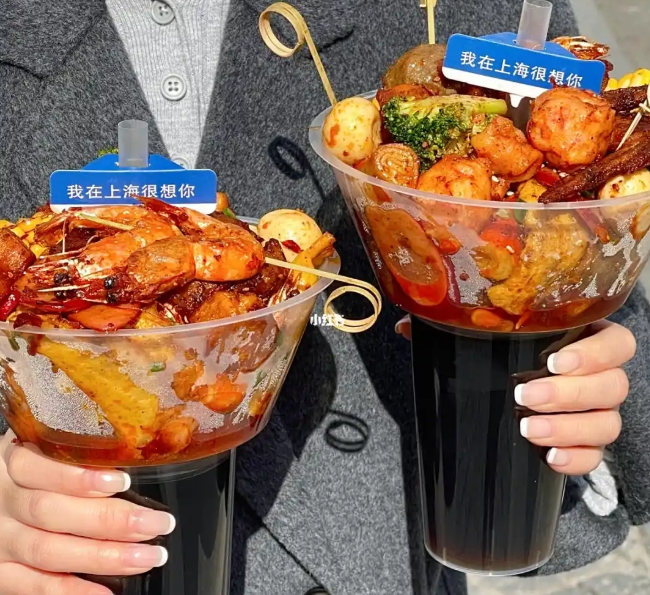 水果杯火鍋杯在哪里能學(xué)？創(chuàng)業(yè)者必看培訓(xùn)攻略，帶你一步步學(xué)做賺錢小吃！