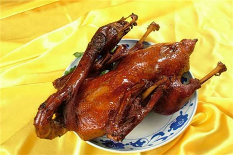 醉仙鴨絕密配方公布？想學(xué)地道做法，先看看這幾點(diǎn)！