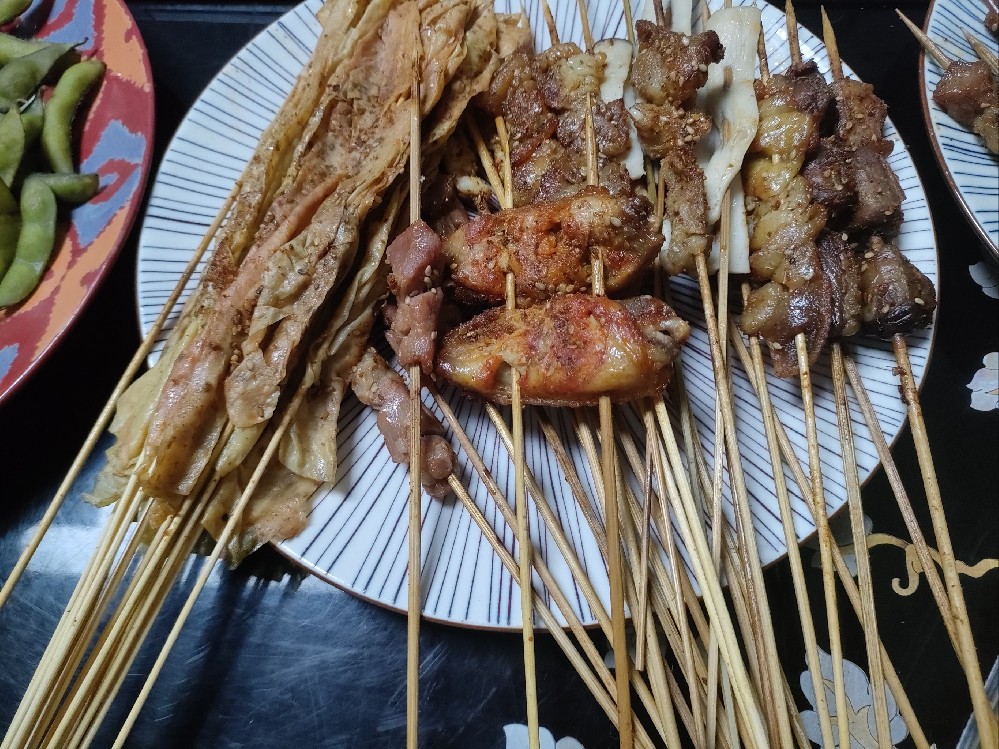 燒烤在哪里學(xué)最正宗？技術(shù)難搞懂，來對地方才靠譜！