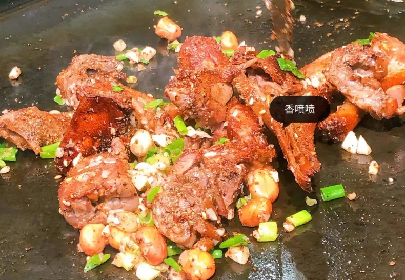 鐵板烤鴨掙錢嗎？利潤空間大不大，創(chuàng)業(yè)靠譜嗎！