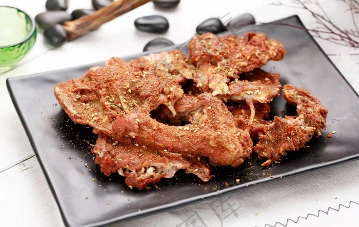 網(wǎng)紅雞架10元一份掙錢嗎？成本分析來了，想干別沖動(dòng)！