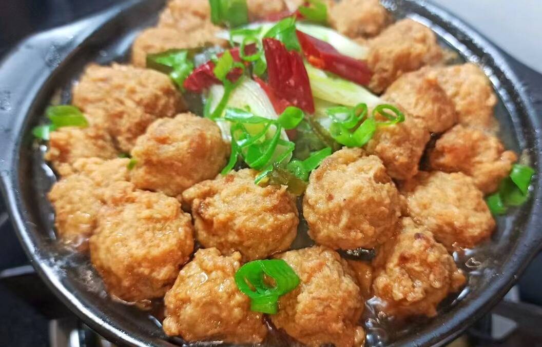 三萬能開個砂鍋店嗎？投入不高，操作簡單，一學(xué)就會！