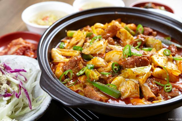 砂鍋菜的作法和配料？步驟清晰，味道穩(wěn)穩(wěn)抓住回頭客！