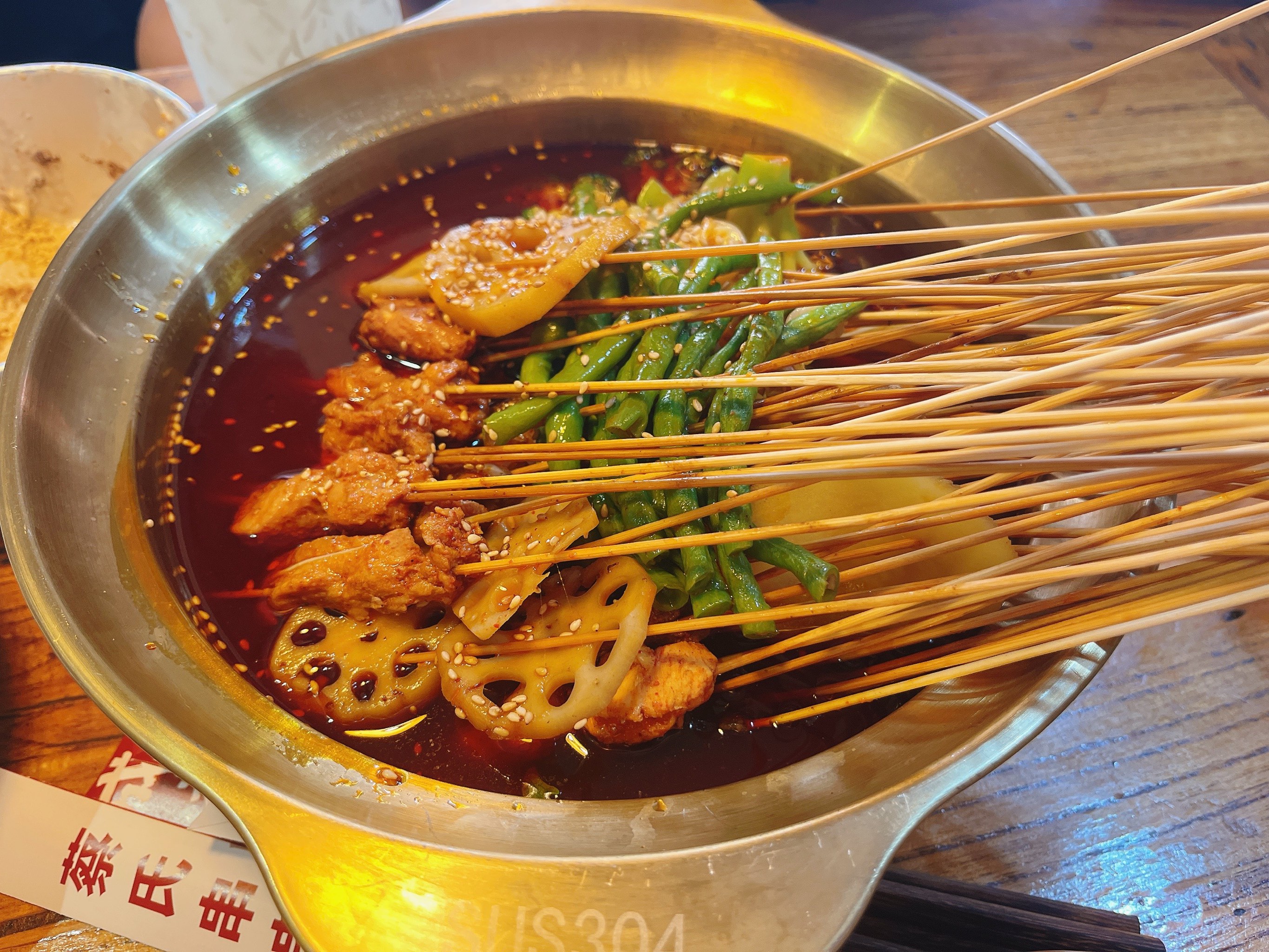 冷鍋串串怎么快速入味？掌握這個技巧，顧客翻臺快，日賺上千真不難！
